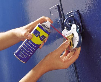 WD-40 Multi-Use - 200ml ,Spray Aerosol Can All-Purpose Lubricant, Cleans Rust, for Home & Workshop Use