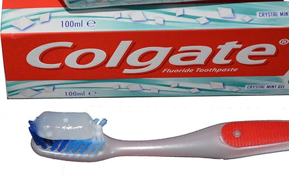 Colgate Max White Anti-Cavity Crystal Mint Toothpaste with Whitening Crystals, 100ml