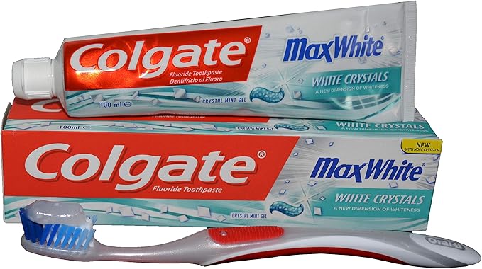 Colgate Max White Anti-Cavity Crystal Mint Toothpaste with Whitening Crystals, 100ml