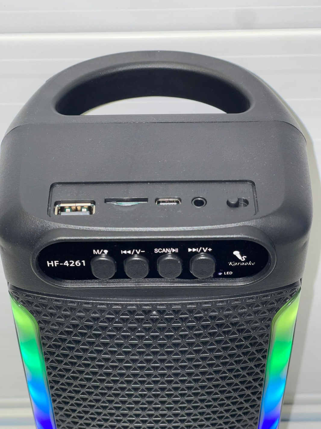 PORTABLE W/LESS SPEAKER HF-4260