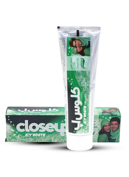 Close Up Icy White Menthol Blast Toothpaste, 75ml